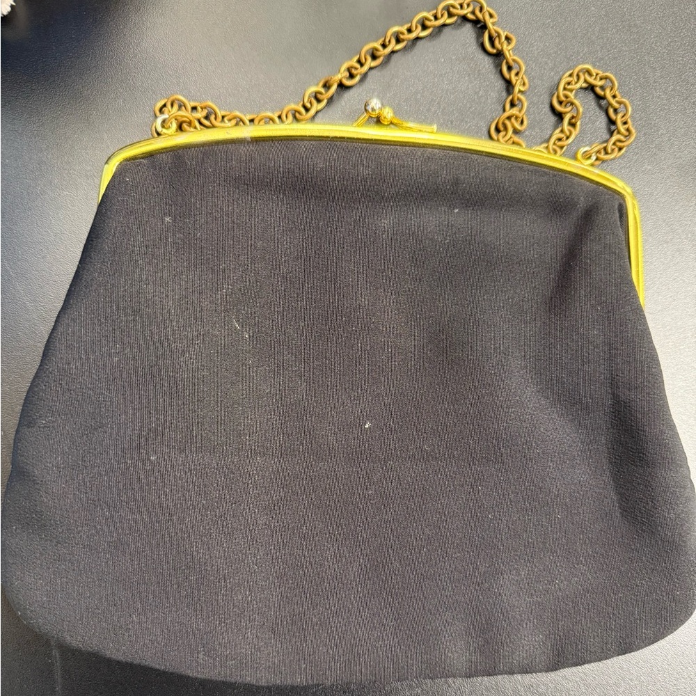 St. Thomas Bag with Gold Chain Vintage - Picture 4 of 10